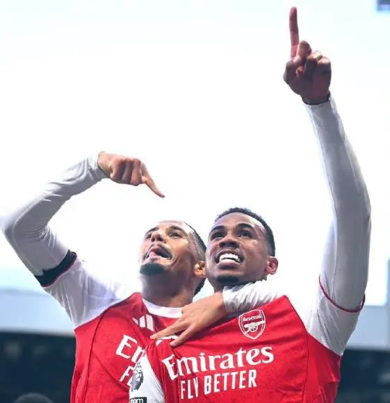 球队整体防, div, 季战绩出色