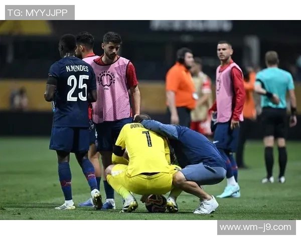 发展喜人！穆西亚拉持续恢复中，现在已开端射门练习